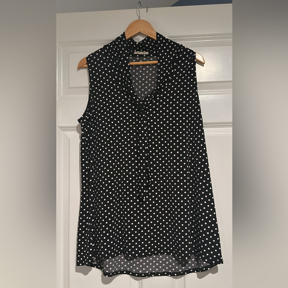 Beacon Black and White Polka Dot Sleeveless Camisole (Stitch Fix)